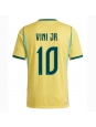 Moške Nogometnih dresov Brazilija Vinicius Junior #10 Domači SP 2026 Kratki rokavi Moške Nogometnih dresov Brazilija Vinicius Junior #10 Domači SP 2026 Kratki rokavi
